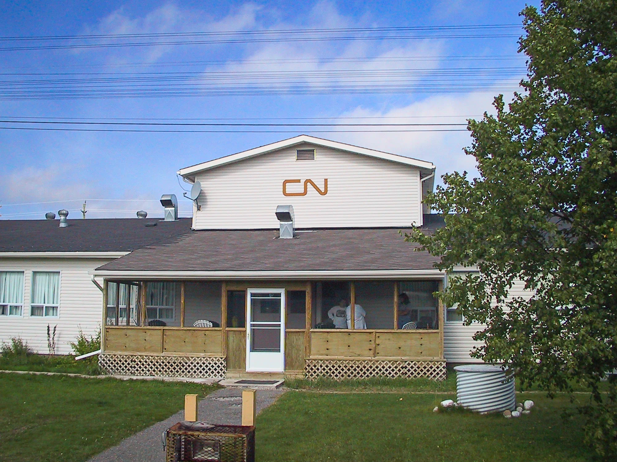 Armstrong CN Bunkhouse
