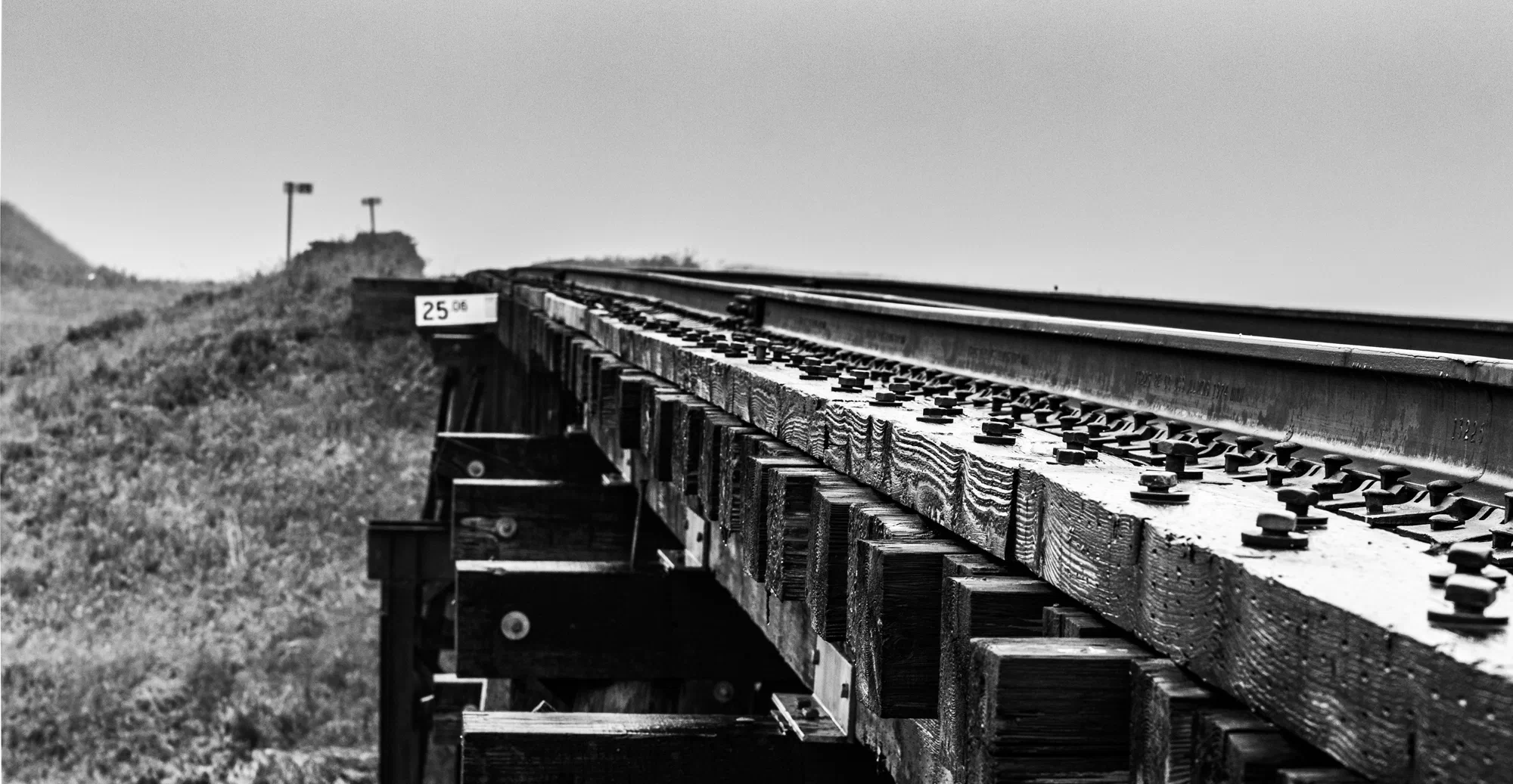 Drywood Bridge over 6