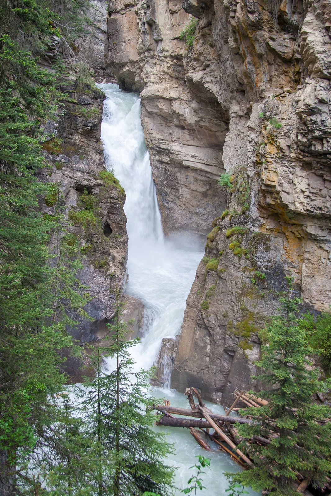 Johnston Canyon Upper Falls