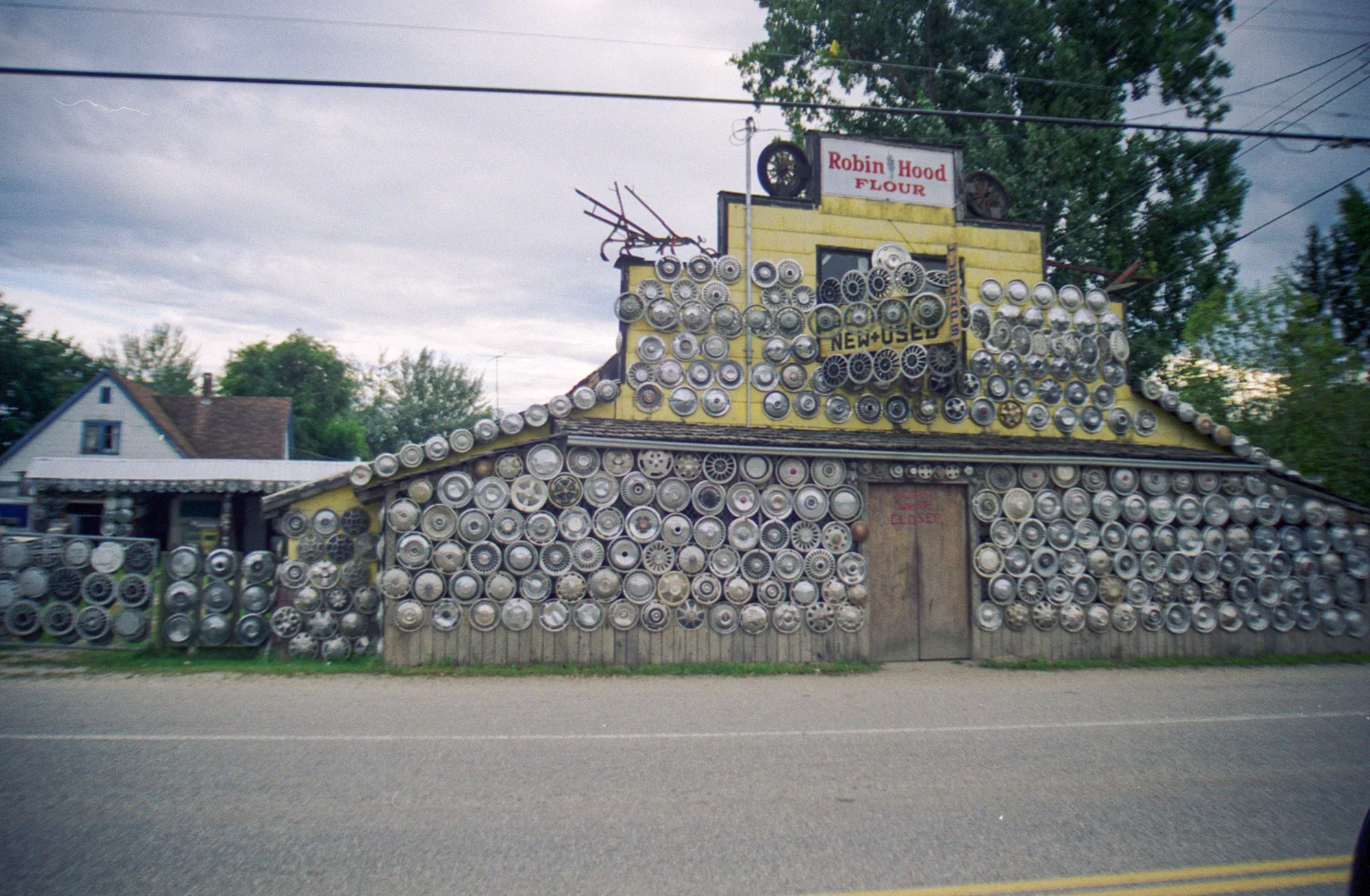 Hubcap Building