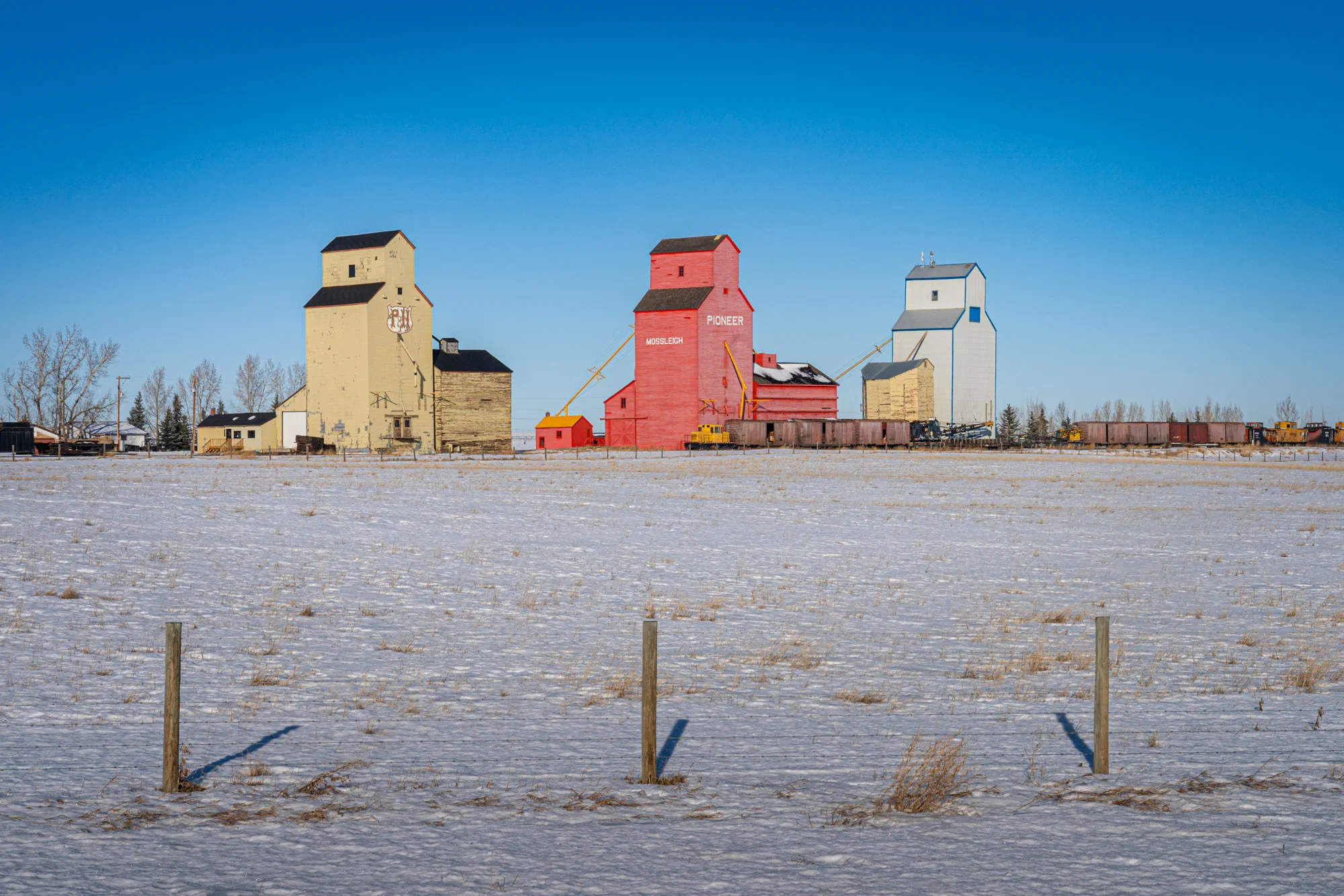 Mossleigh Grain Elevators