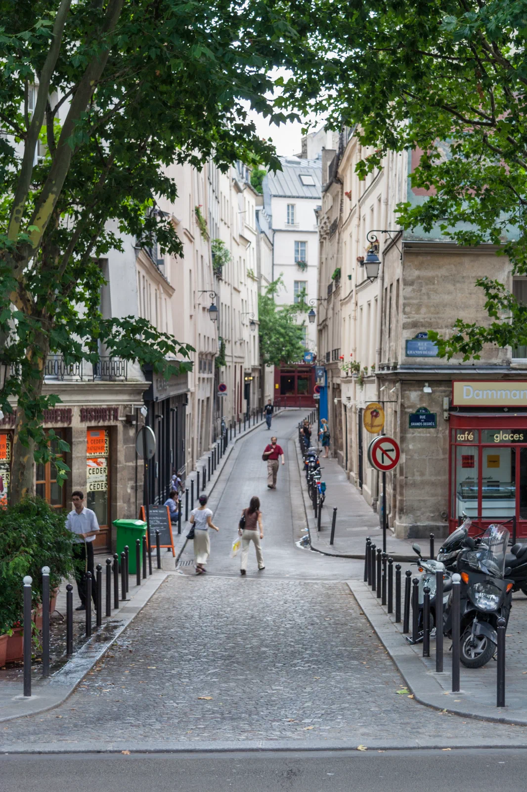 Rue Maître Albert