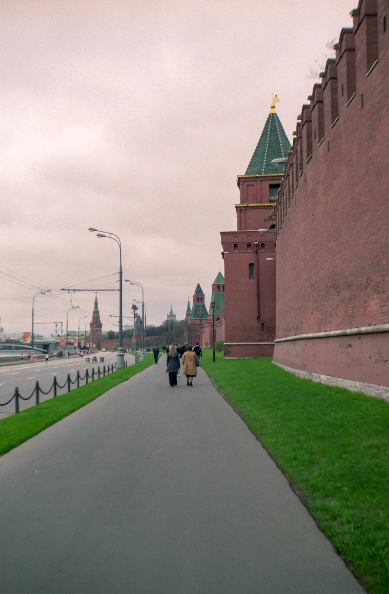 Between the Kremlin and the River