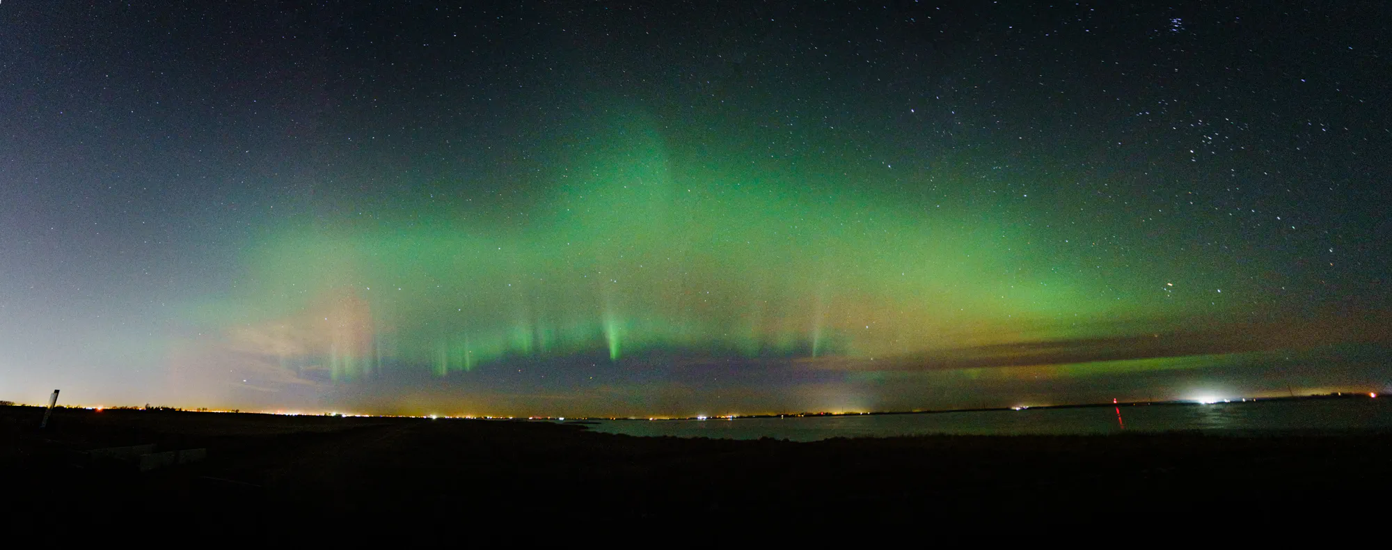 Northern Light Panorama over Dalemead Lake